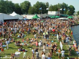 Sneekweek, woensdag Teamzeilen – foto 1 van 73
