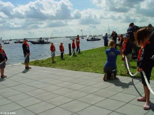 Sneekweek, woensdag – Bezoek koningin Beatrix 2 – foto 2 van 25