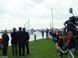 Sneekweek, woensdag – Bezoek koningin Beatrix 2 – foto 6 van 25