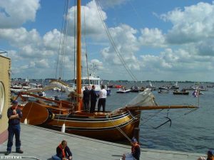 Sneekweek, woensdag – Bezoek koningin Beatrix 2 – foto 15 van 25