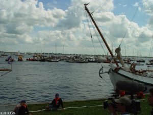 Sneekweek, woensdag – Bezoek koningin Beatrix 2 – foto 16 van 25