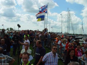 Sneekweek, woensdag – Bezoek koningin Beatrix 2 – foto 18 van 25