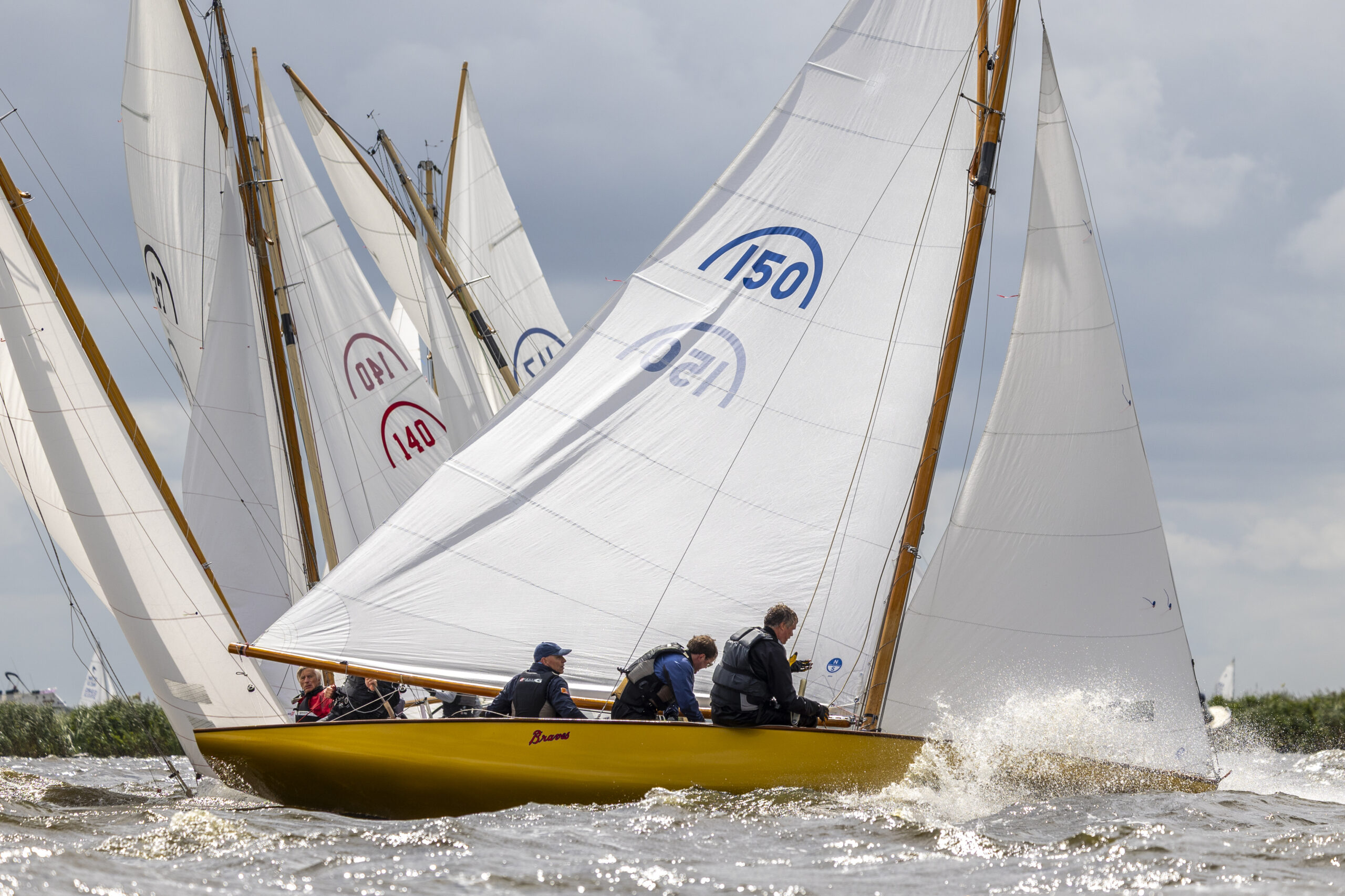 De 88ste Sneekweek probleemloos van start ondanks stevige wind