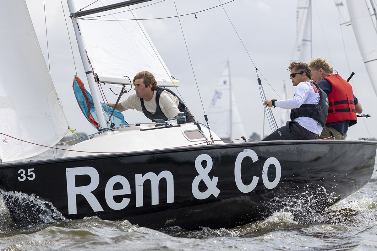 Hardzeildag Sneekweek: volle banen, klassiekers en eerste hoofdprijswinnaars