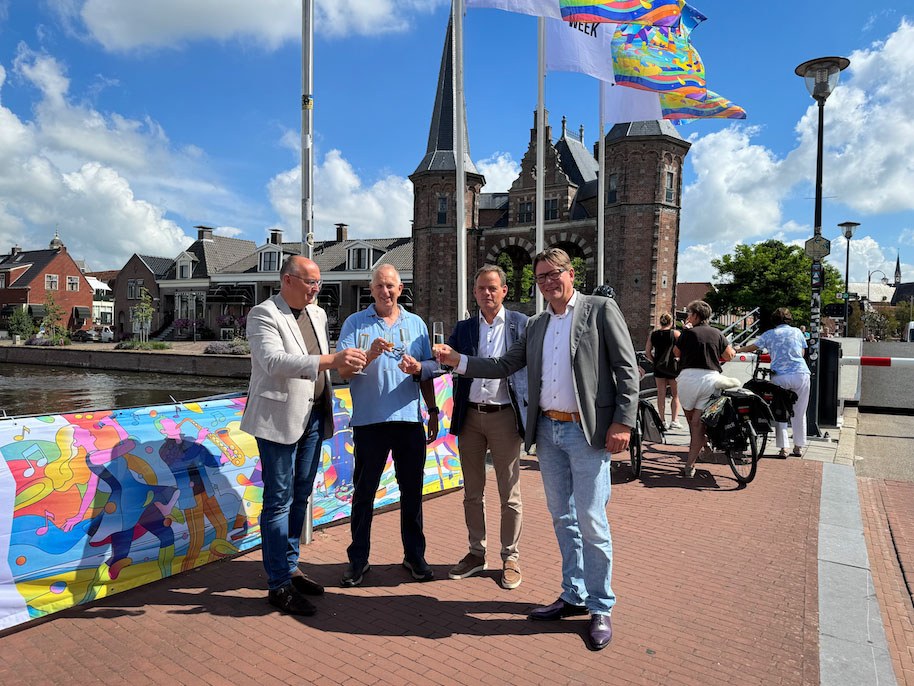 Stad en meer krijgen één gezamenlijke Sneekweek uitstraling